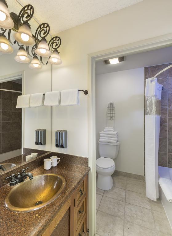 King Room with Deluxe View